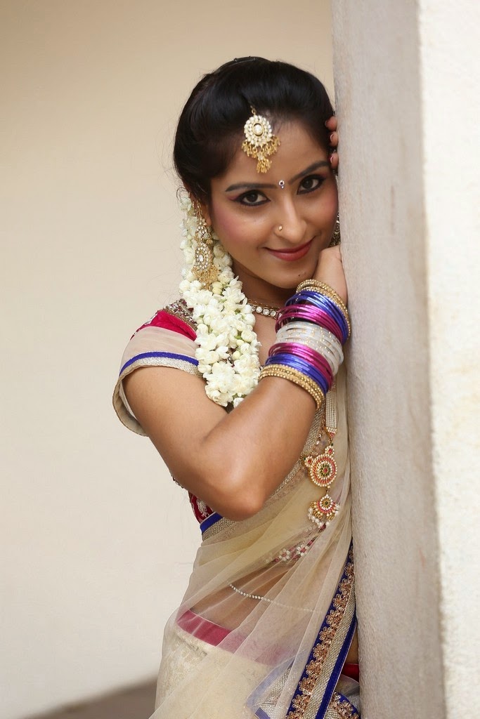 Telugu Tv Serial Actress Sravani Hot Photos Lasopaanime